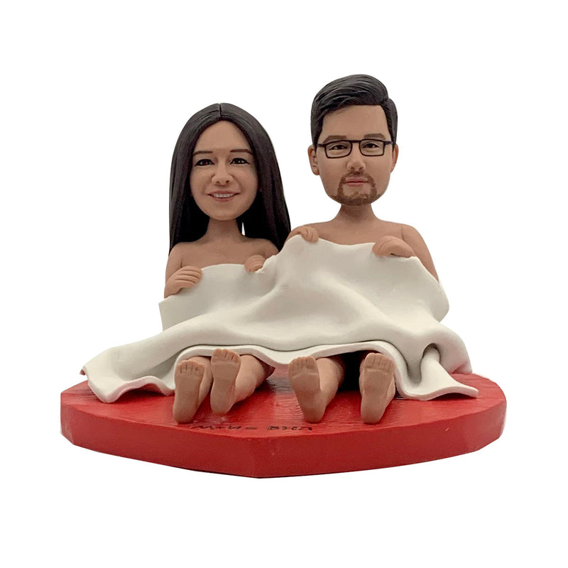 Custom Honeymoon Couple Bobblehead with Heart